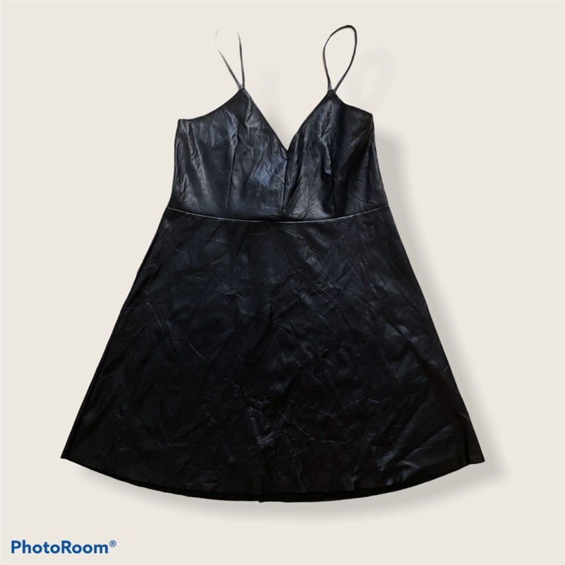 yếm da gothic | BigBuy360 - bigbuy360.vn