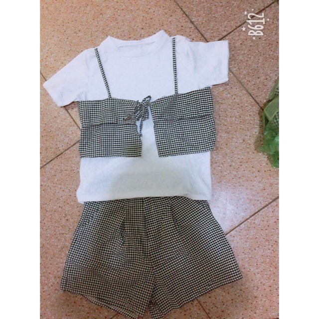 Sét caro nữ siêu hot đẹp. Chat đẹp kh ơi mát lắm nha ai lay bao e nha . Free sz 50 kg do lại nha sót kho mấy bộ xả n