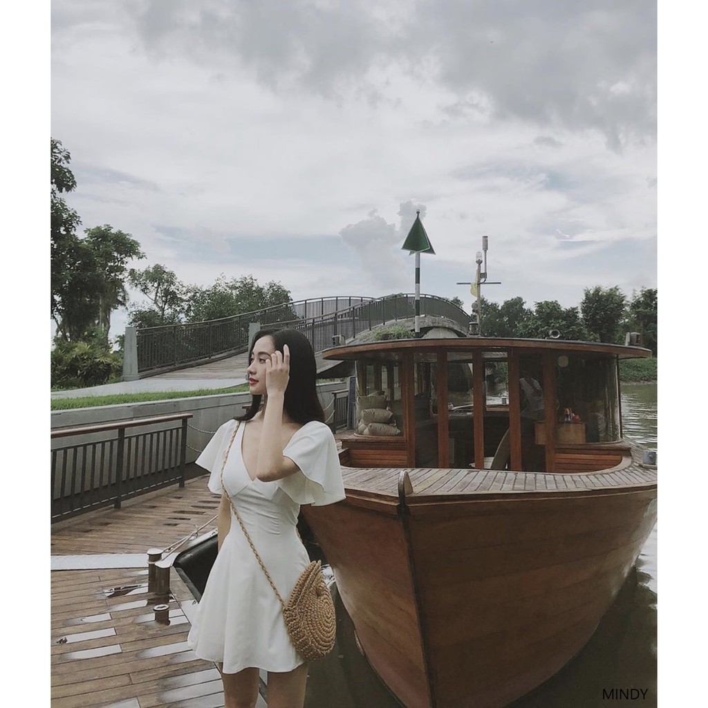 Đầm xoè cổ V đan dây lưng Mindy dress - Đầm đi tiệc thiết kế | BigBuy360 - bigbuy360.vn