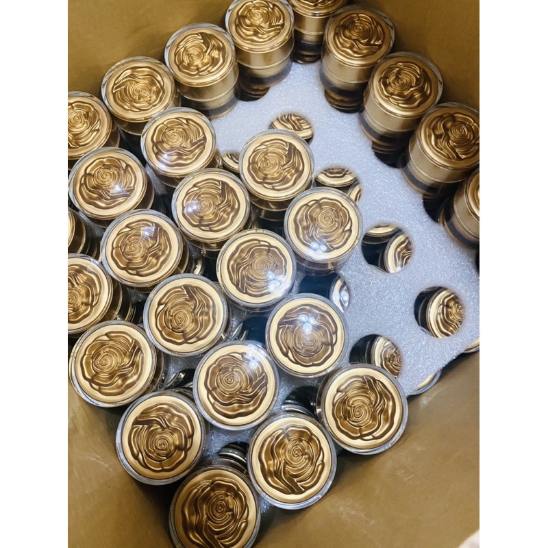 Kem sâm tái tạo da bong mạnh điề.u tr.ị mụn nám (nền thường) | BigBuy360 - bigbuy360.vn