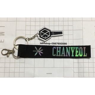 Nametag CHanyeol kèm móc khoá mica trong hình lightick/ Móc Nametag chanyeol