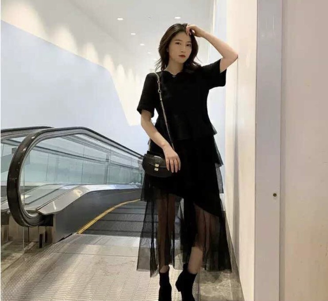 Váy đen phong cách cá tính ( sẵn )