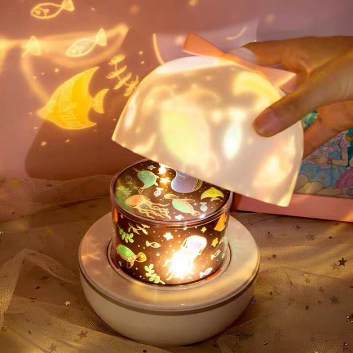 Đèn ngủ chiếu sao vũ trụ đại dương sinh nhật cổ tích xoay tự động dùng trang trí phòng ngủ tuyệt đẹp