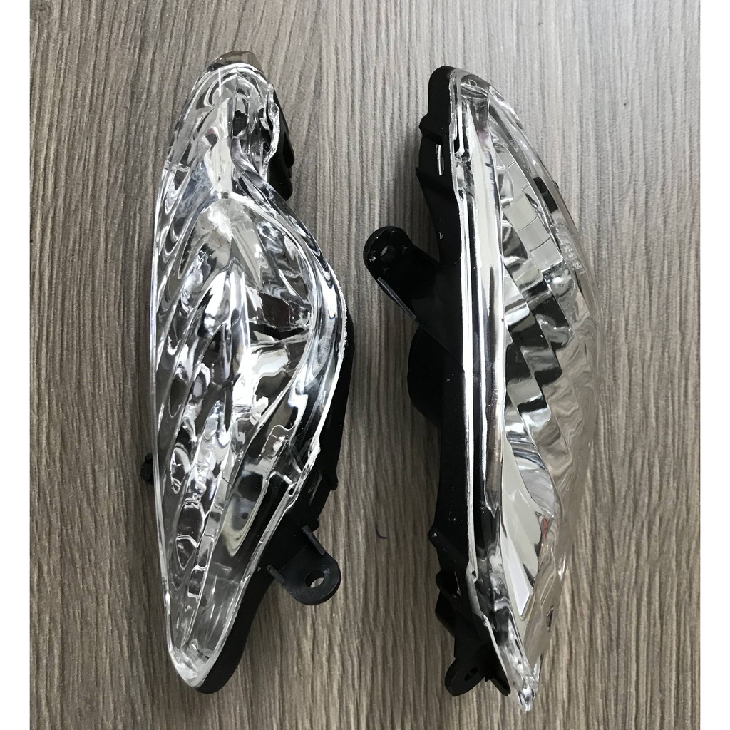 Đèn xi nhan trước Rs không đuôi bóng