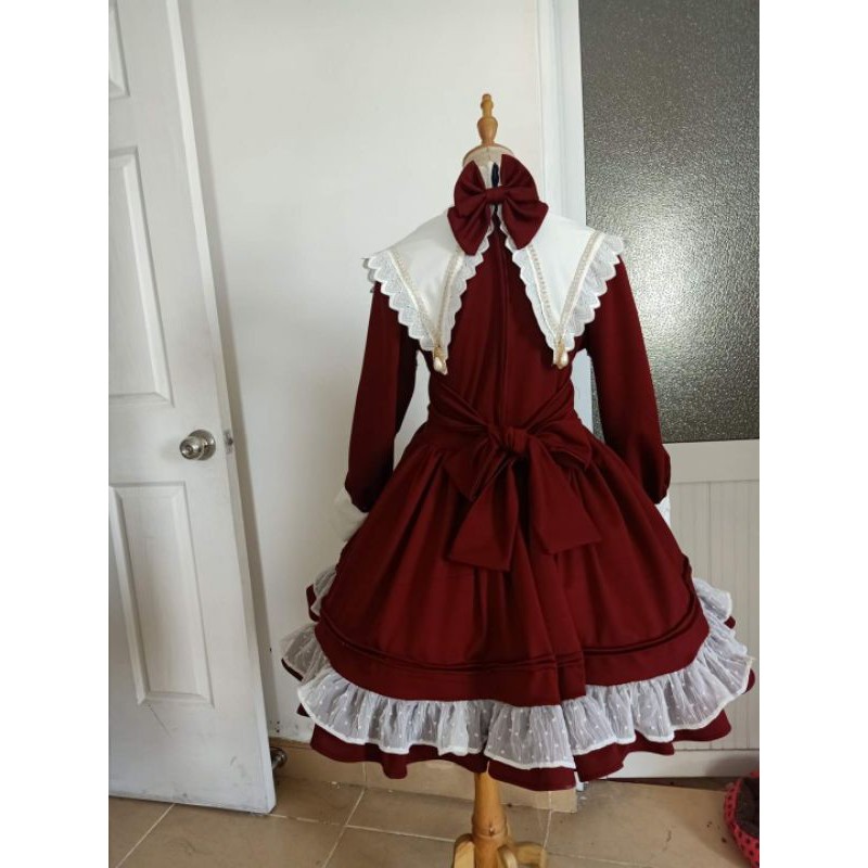 Váy xoè công chúa màu đỏ