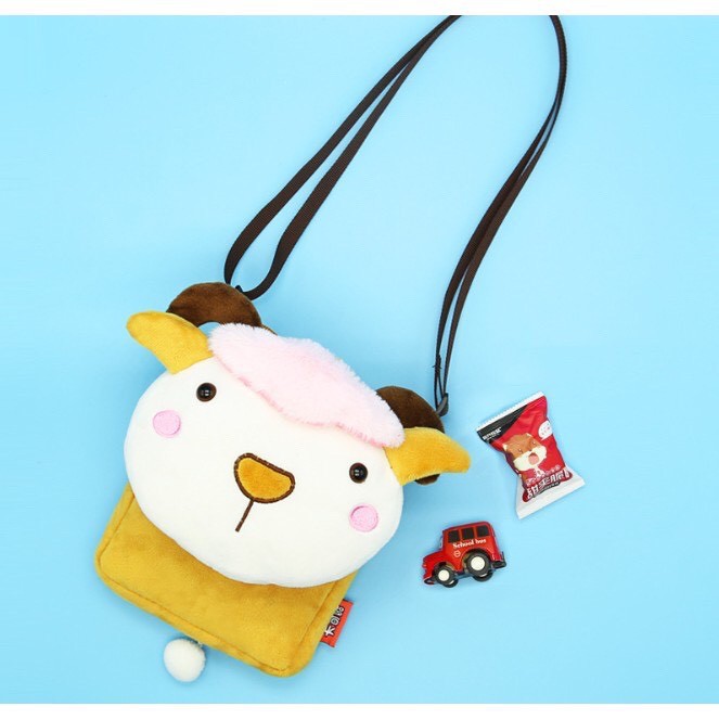 Đeo chéo gấu bông cho bé hình con dê