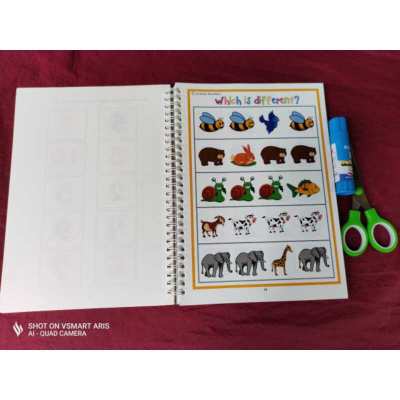 Đồ chơi cắt dán - Busy_book tặng kéo và kéo cho bé từ 3y