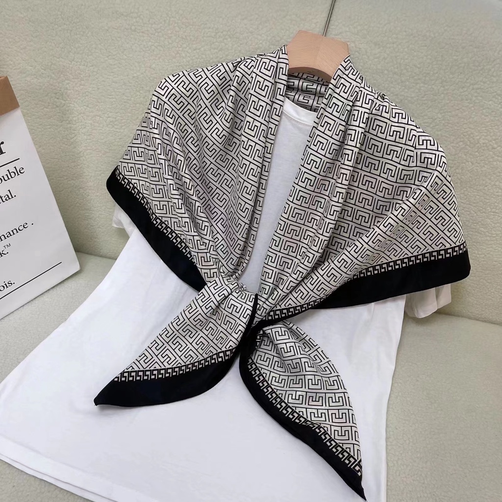 Khăn Choàng Vuông 110 * 110cm Thời Trang Cho Nữ WJ1133-21