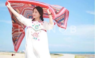 KHĂN THỔ CẨM ĐI BIỂN ĐẸP ĐỘC LẠ