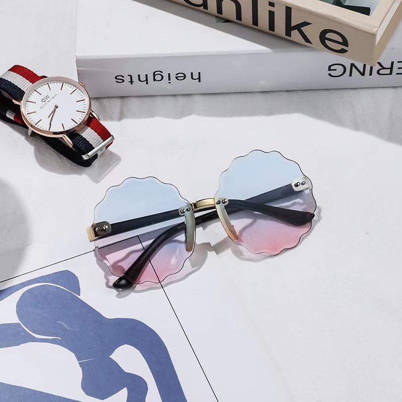 Kính mát thời trang đường phố cho trẻ em