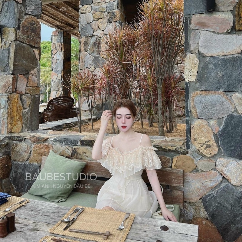 VÁY/ĐẦM TƠ 2 DÂY TRỄ VAI BÈO REN CHÂN VÁY 2 TẦNG XOÈ NHẸ NHÀNG HOT