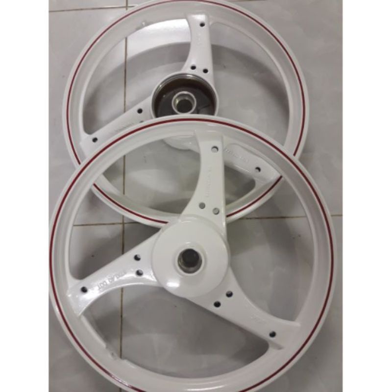 Cặp mâm 3 cây 3d đùm.hàng loại tốt