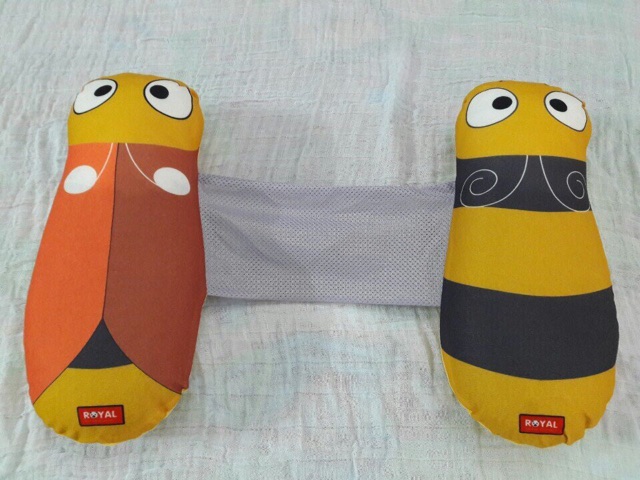 Gối chặn vỏ đỗ cho bé Royal