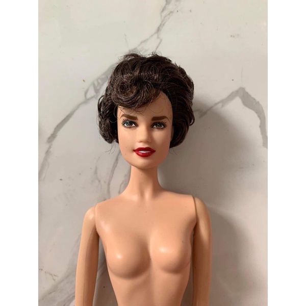 Búp bê Barbie muse nude