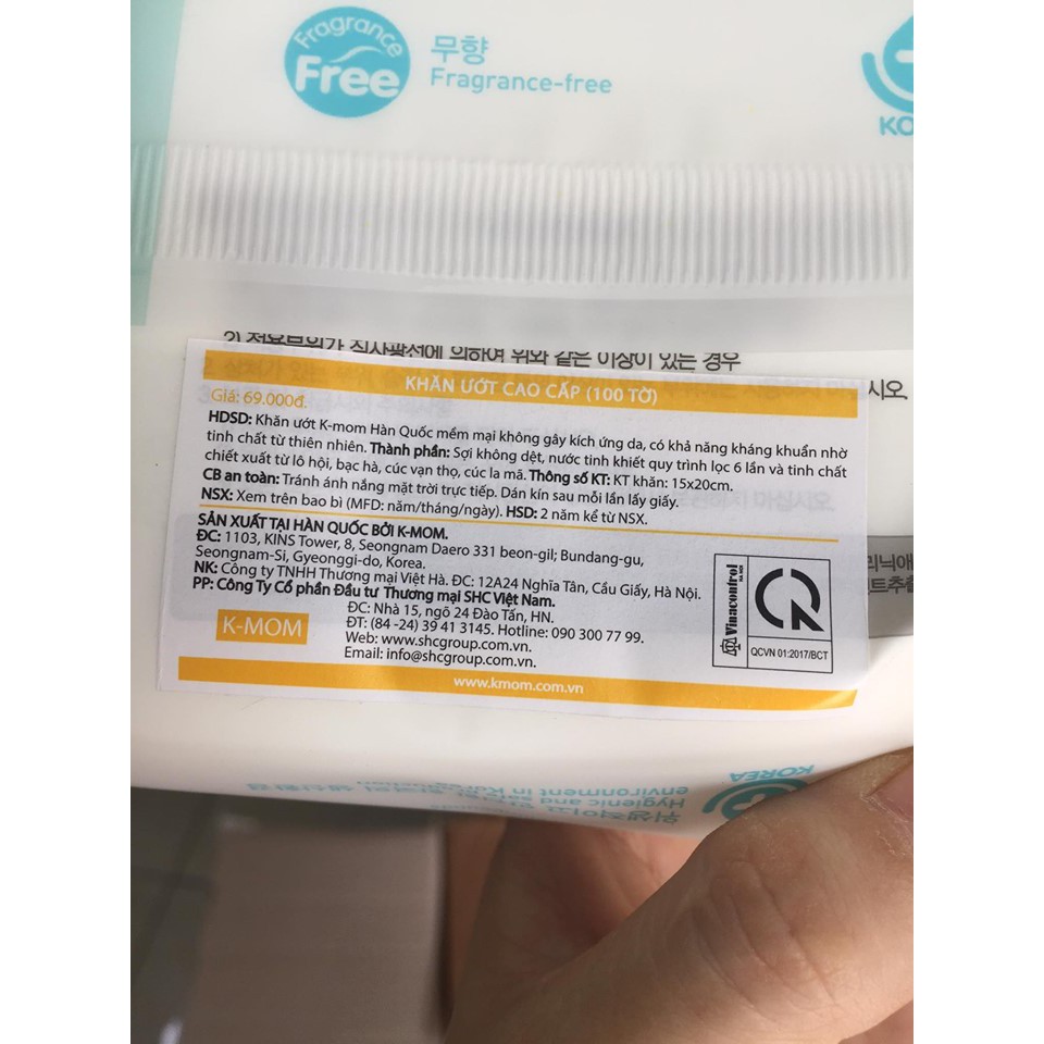 Khăn Ướt / Giấy Ướt Kmom Hàn chất liệu sợi cotton tự nhiên an toàn