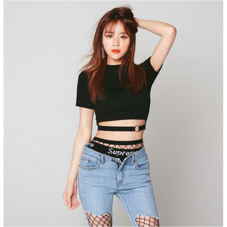 Blackpink_ÁO CROPTOP ĐEN HỞ BỤNG CÁ TÍNH | BigBuy360 - bigbuy360.vn