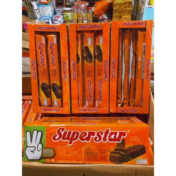 Bánh Xốp Superstar Chocolate 216g - 12 thanh x18g