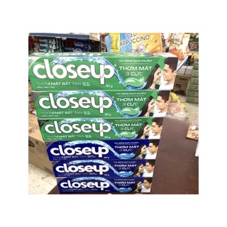 Kem Đánh Răng Closeup 180g