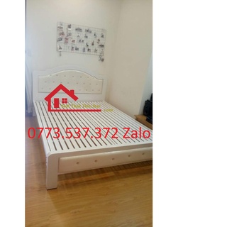 Giường sắt Hộp Vuông 4-8 Kiểu Đính Đá Hoa Văn 1M2,1M4,1M6,1M8 Dài 2M FreeShip HCM Mới 100% giá Kho
