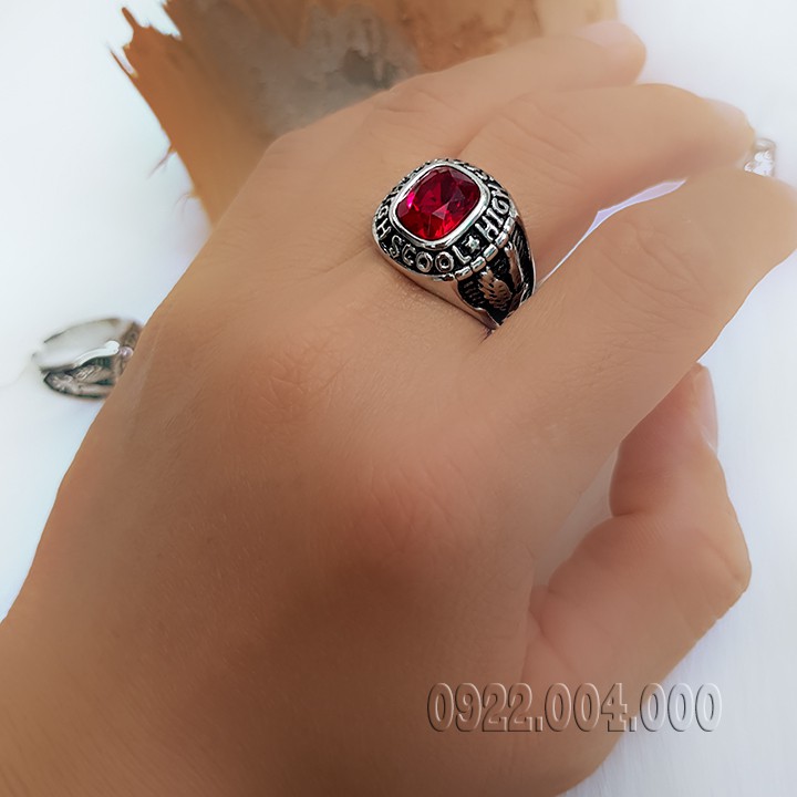 Nhẫn nam đá đỏ khắc hình cánh chim