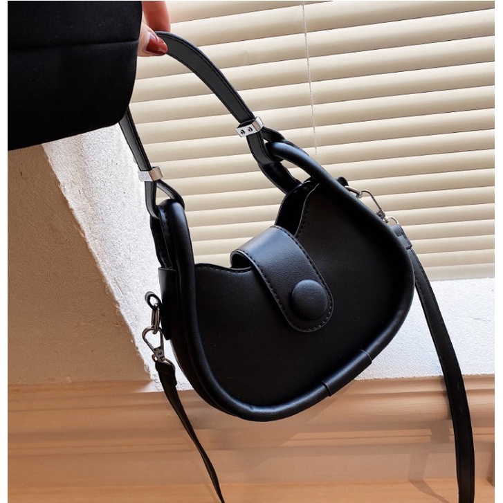 Túi xách nữ đeo chéo đeo vai size 18 thiết kế bo viền cực đẹp chất da dày 2 mm Capucha T203