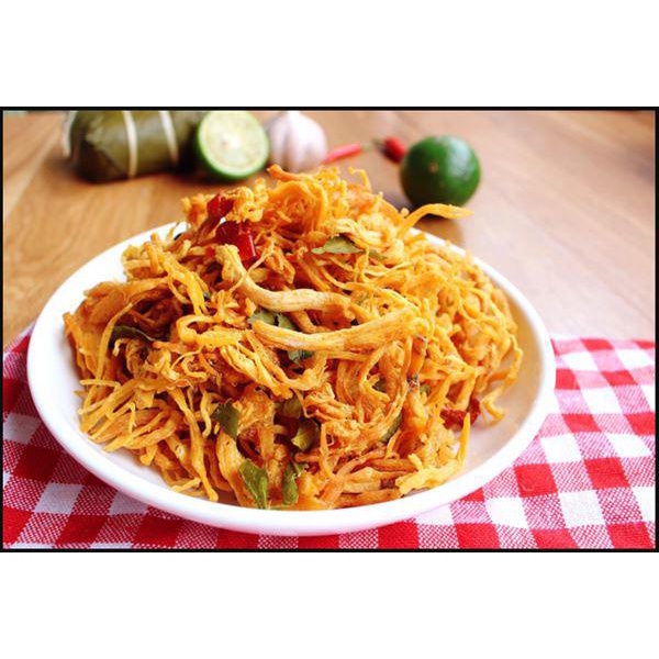 Khô Gà Bơ Tỏi 300g Đồ Ăn Vặt Ngon Kim Lê Food Hà Nội | BigBuy360 - bigbuy360.vn