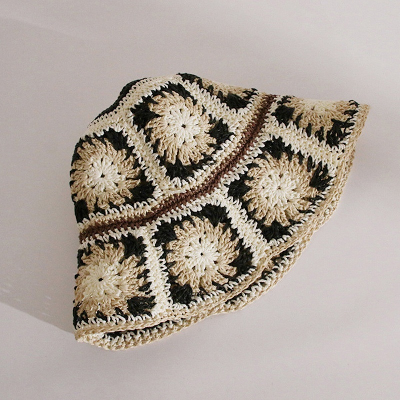 Nón Tai Bèo Đan Cói Đính Hoa Xinh Xắn Cho Bạn Bè