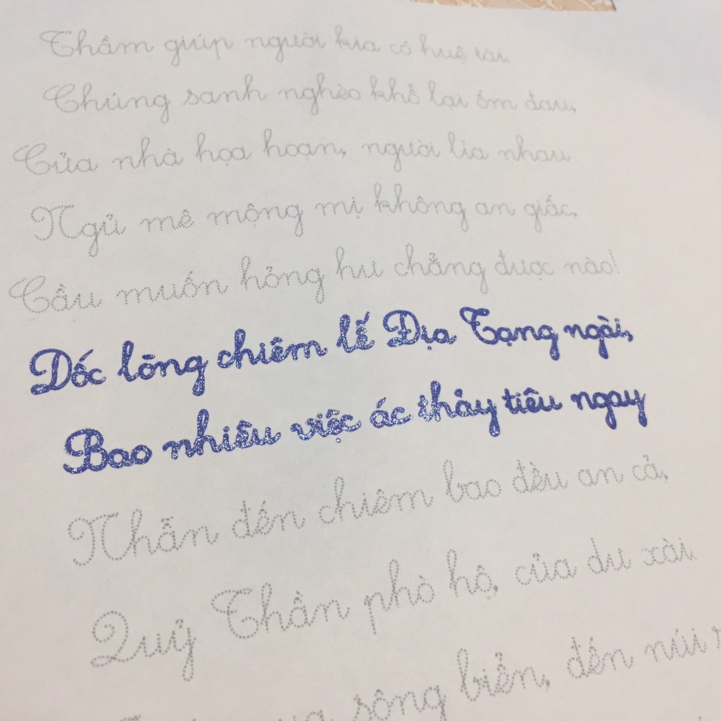 Tập vở chép kinh Địa Tạng Bồ Tát Bổn Nguyện
