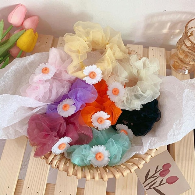 Scrunchie von gắn mặt hoa cúc xả lỗ