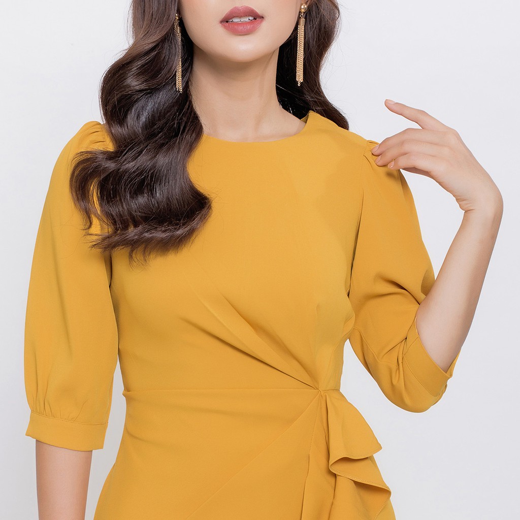 Đầm công sở nữ thiết kế thời trang Eden dạng váy ôm body tay lỡ phối bèo ở eo cổ tròn duyên dáng sang trọng - D400