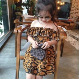 Váy trễ vai dễ thương chọn mẫu