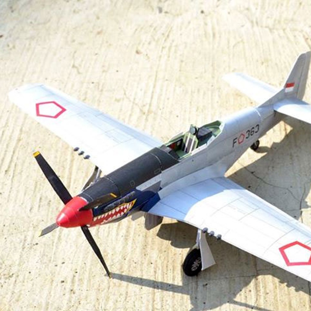 Mô hình giấy Máy bay quân sự Red Beak P-51D Mustang