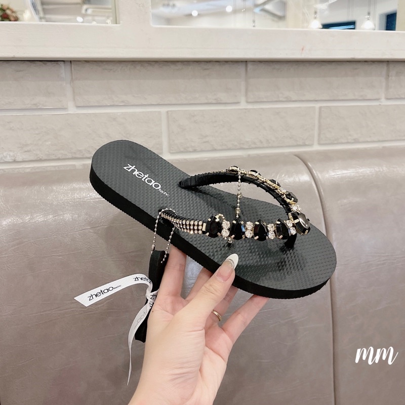 Xỏ ngón đá cực xinh
