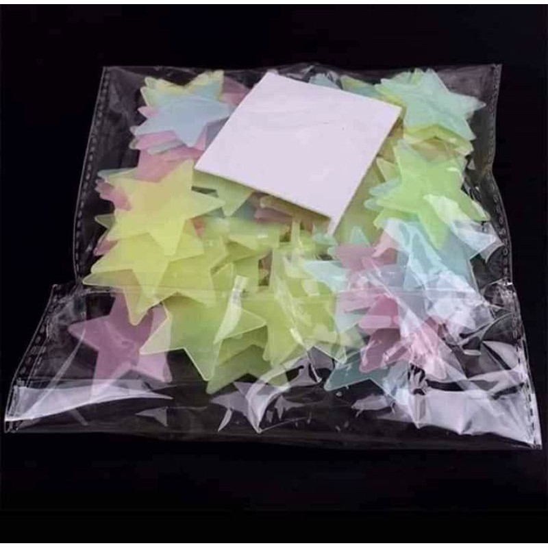 Ngôi sao dán tường dạ quang phát sáng