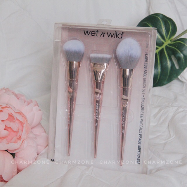 Bộ cọ face wetnwild 3 cây: phấn, contour, má hồng