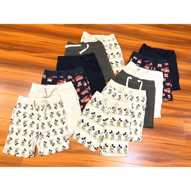 Quần short baby gap. Set 3q