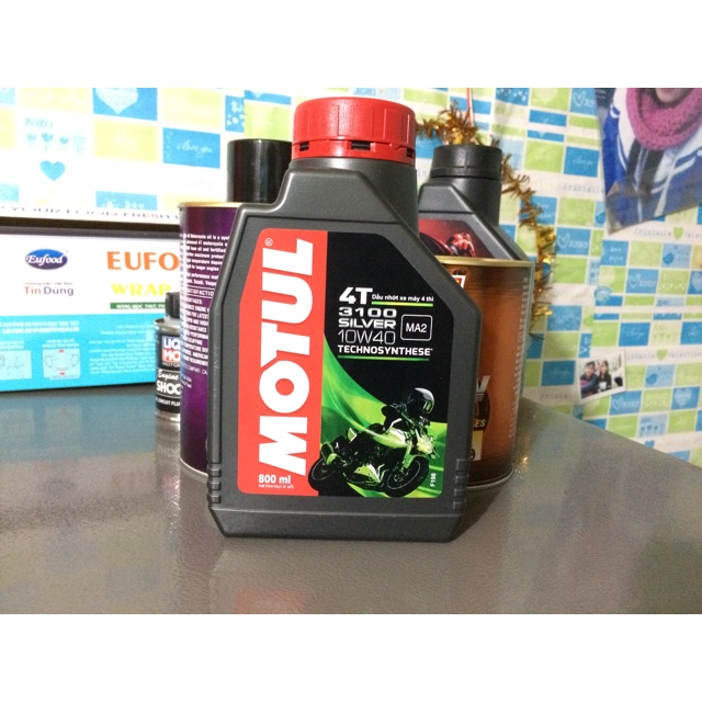 Dầu nhớt MOTUL SILVER 0.8 lít