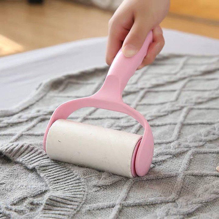 Cây Lăn Bụi Quần Áo Kèm 2 Lõi Thay Thế