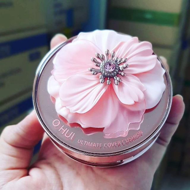 Hộp chính phấn nước trang điểm Ohui Ultimate 2020 | BigBuy360 - bigbuy360.vn