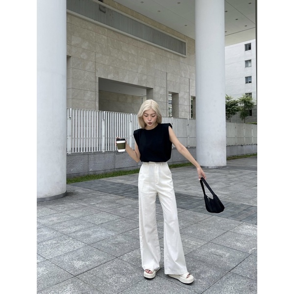 Áo thun sát nách độn vai