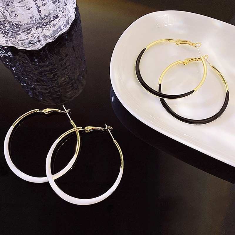 Bông tai vòng tròn lớn phong cách Pháp cao cấp đầy khí chất thời trang 2021 dành cho nữ