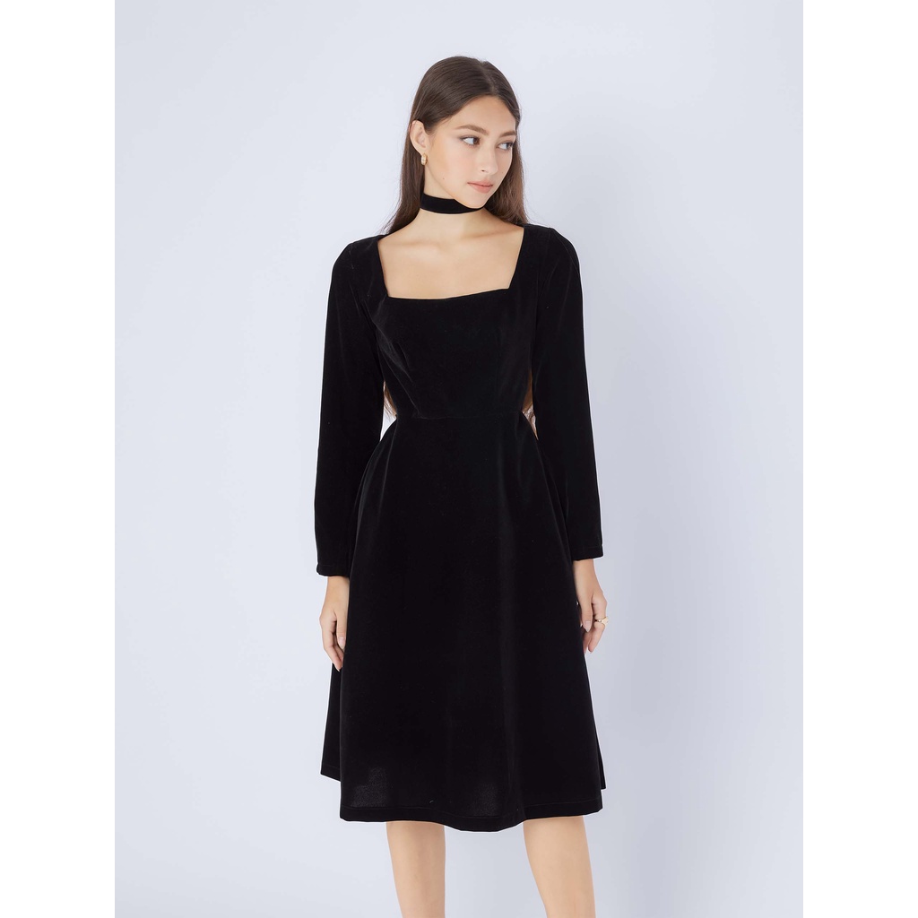 Đầm Nữ Dài Victoria Velvet , Chất Vải Nhung Thoải Mái , WDD000145 ,SOMEHOW