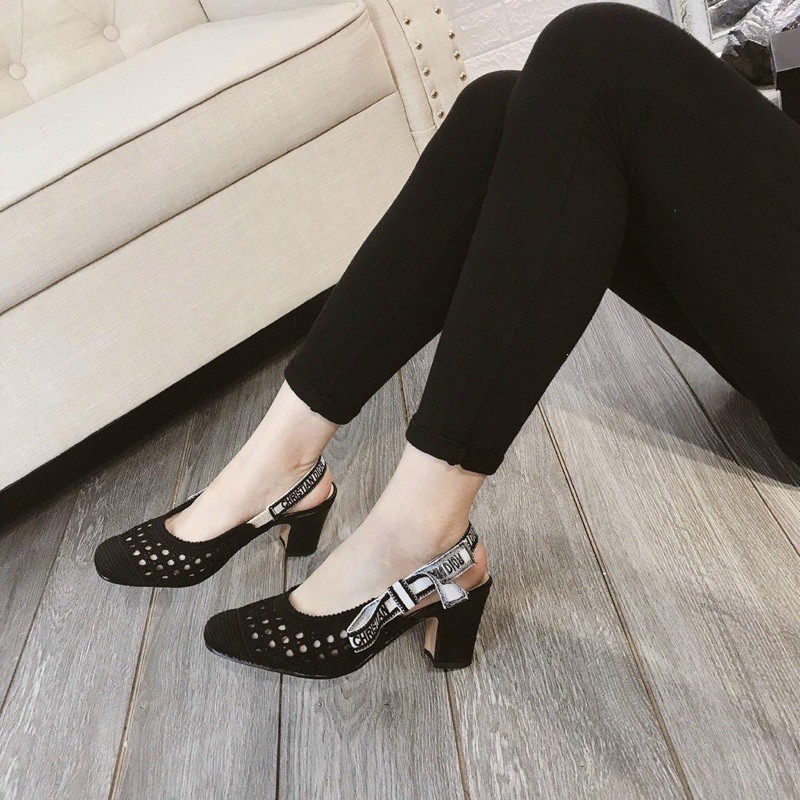 Sục lưới mũi tròn xinh xinh hot hè 2021