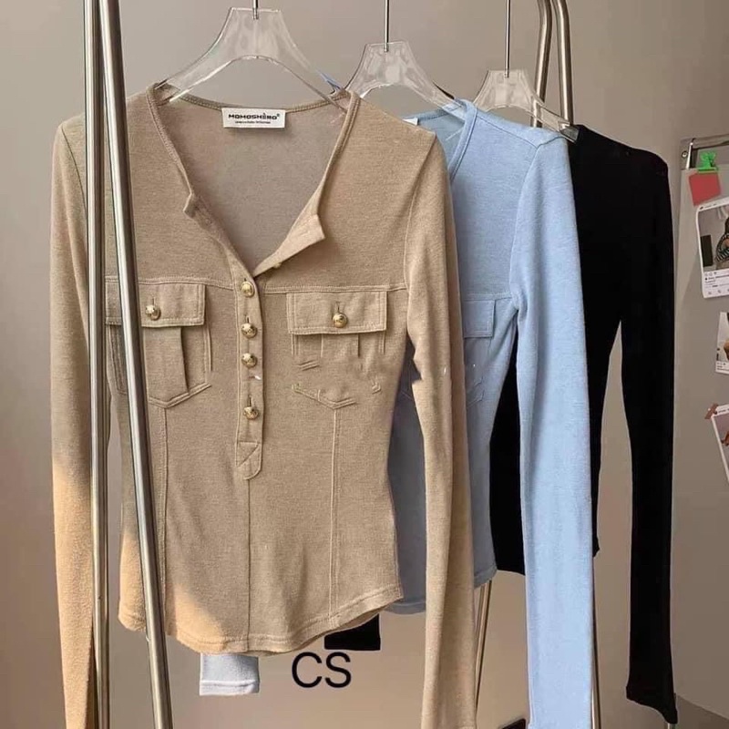 Áo thun len đính khuy vàng túi ngực mẫu mới | BigBuy360 - bigbuy360.vn