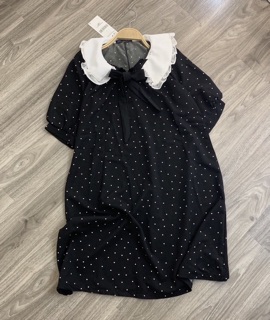 Váy chấm bi cổ nơ