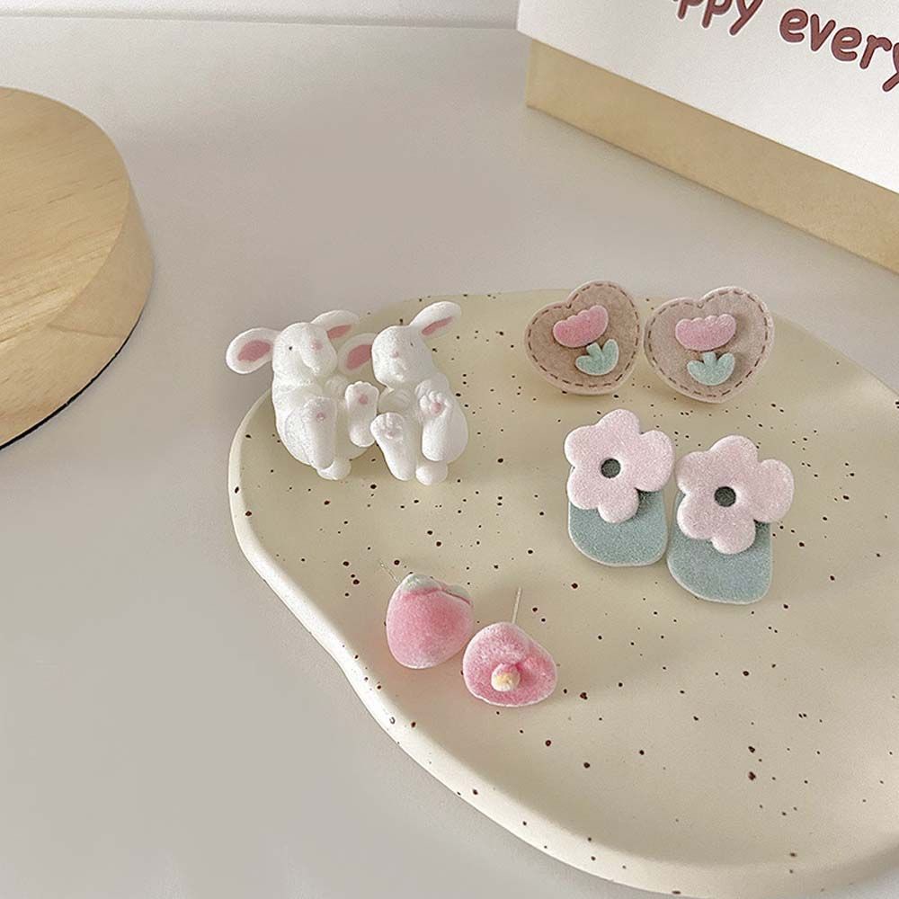 Khuyên tai xỏ lỗ bằng nhựa resin hình quả đào dễ thương đơn giản phong cách Hàn Quốc cho nữ