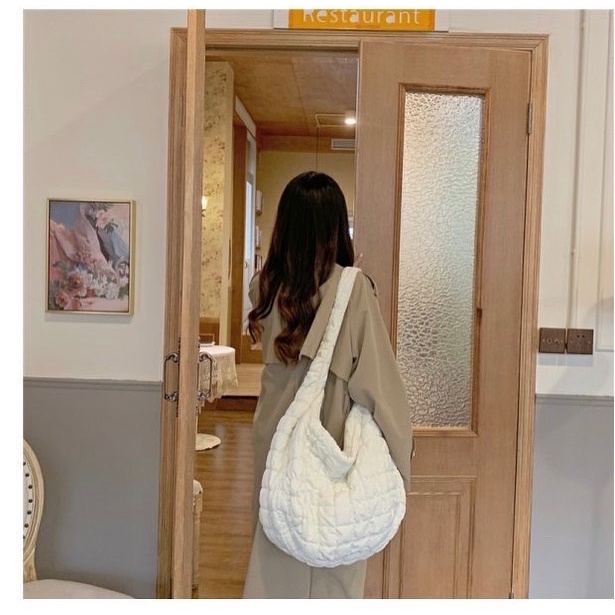 Túi phao Jenny Blackpink túi đeo chéo siêu rộng chất liệu phao trần bông Sereinclothing.st2w dành cho nữ
