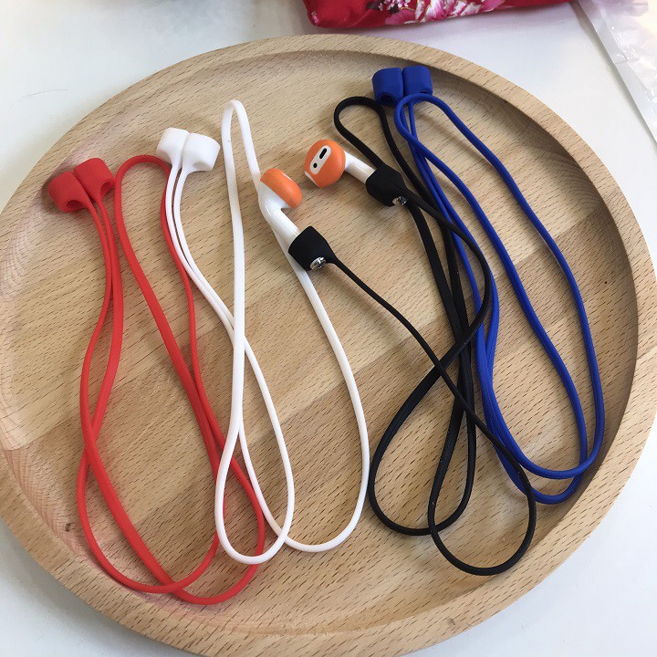Combo Bọc tai nghe AirPods và dây chống rơi | BigBuy360 - bigbuy360.vn