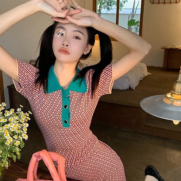 Đầm ngắn ZHELIHANGFEI vải dệt kim jacquard thắt eo màu sắc tương phản