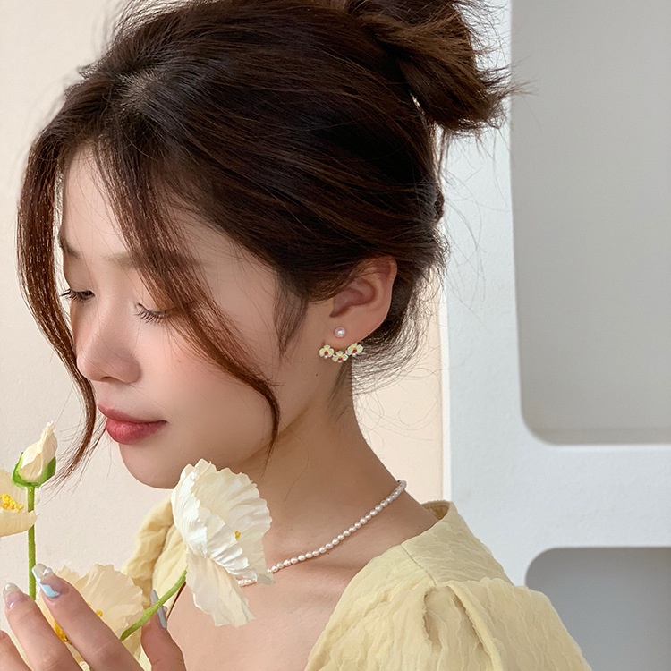 Bông Tai Hình Hoa Vàng Đính Ngọc Trai Nhân Tạo Thời Trang 2022